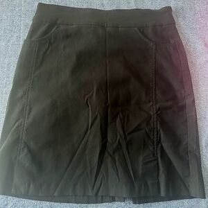 Tribal Skort Black Sz 6 Exc. Cond.